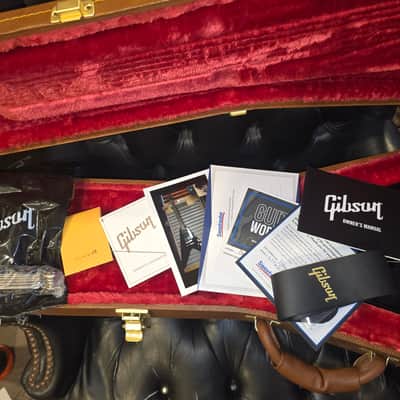 Gibson '80s Flying V Ebony MINT ( ON SALE IT WON'T LAST image 4