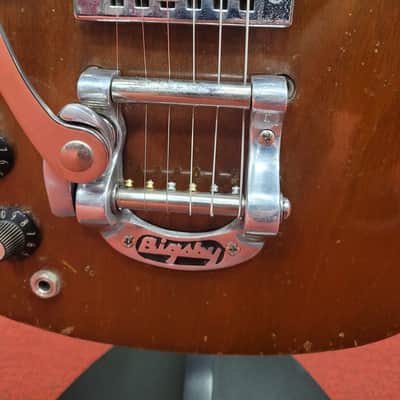 Gibson SG Standard Left Hand with Ebony Fretboard and Bigsby 1972 - 1985 - Walnut image 8