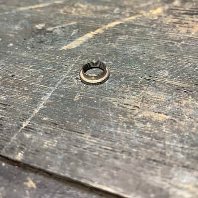 Gibson switch nut 60's 70's - nkl image 2