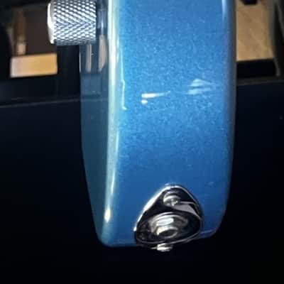 WASHBURN PRO X-SERIES X-10 HSS ELECTRIC GUITAR 2006 BLUE (USED) image 11