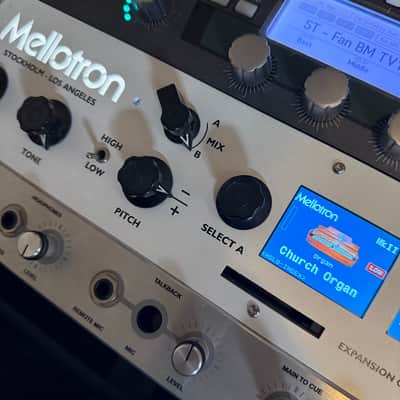 Mellotron M4000D Rack image 2