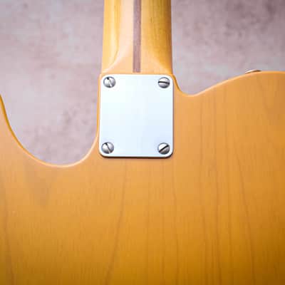FENDER USA American Vintage '52 Reissue Telecaster "Butterscotch Blonde + Maple" (2011) image 16