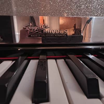 Fender Rhodes 73 1965 Sparkle-top suitcase Electric Piano RESTORED ORIGINAL image 4