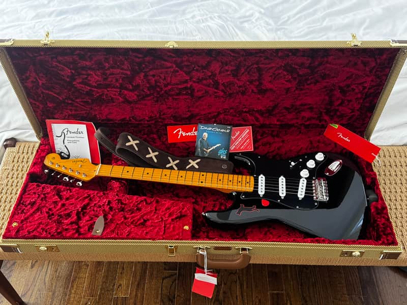 Fender David Gilmour Black Strat Replica Tribute (1957 AVRI II) – Made in USA