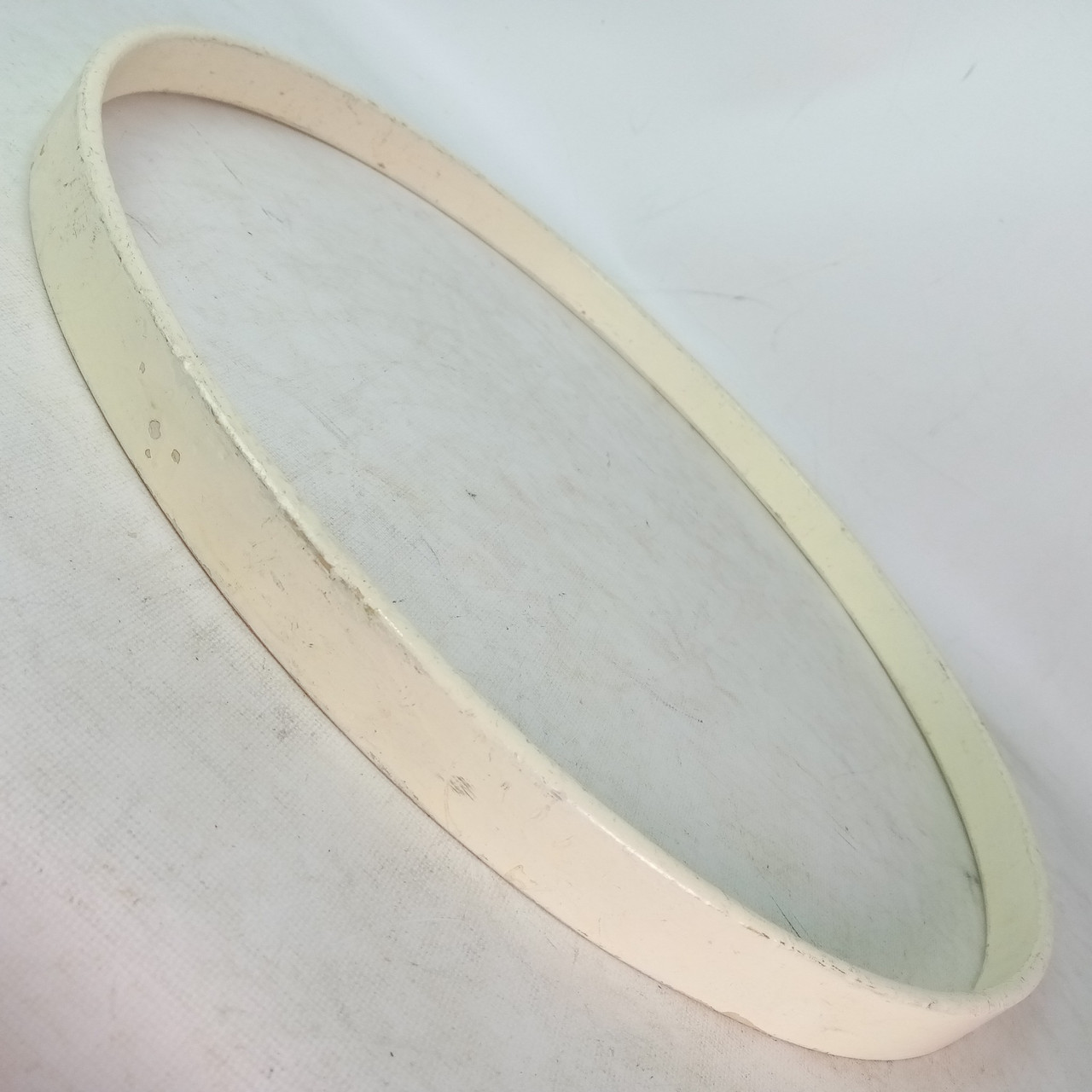 Leedy 18"x1 1/8" Bass Drum Hoop/Rim White Paint+No Inlay Channel Vintage 50s USA — main photograph