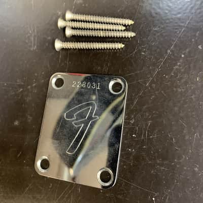 Fender Neck Plate 4 Bolt 1968 - Chrome image 2