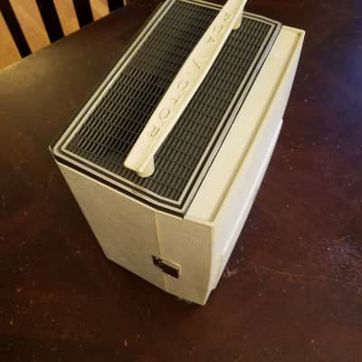 RCA Cartridge early cassette Magazine loaded Magnetic Sound Tape recorder 1YB11 tube  1963 - beige plastic image 12