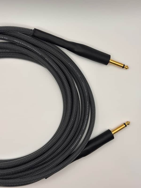 Coldcraft 18’ Premium Instrument Cable – Straight / Straight – Neutrik Black/Gold 2026 - Carbon - 15'/20' Alternative image 1