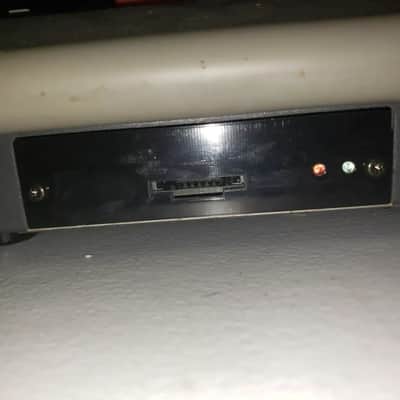 AKAI MPC 3000 WITH SD CARD DRIVE image 8