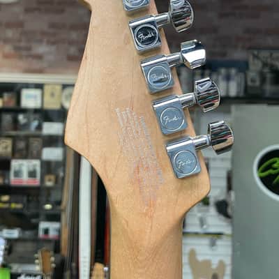 Fender Standard Stratocaster 2006 - Electron Blue image 9