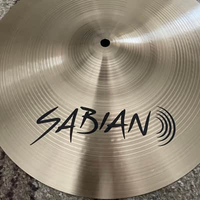 Sabian 14" AA Medium Hi-Hat Cymbals (Pair) - Natural/Traditional image 3