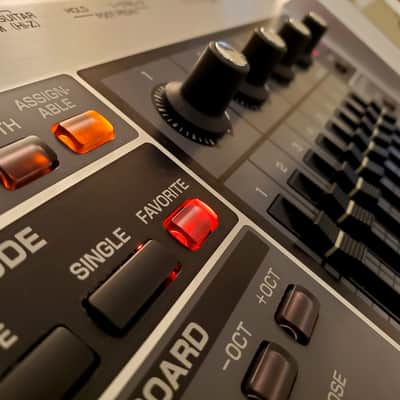 MUST SEE!!! ROLAND FANTOM G8 FULLY INSPECTED/SERVICED AND IN AMAZING CONDITION! image 15