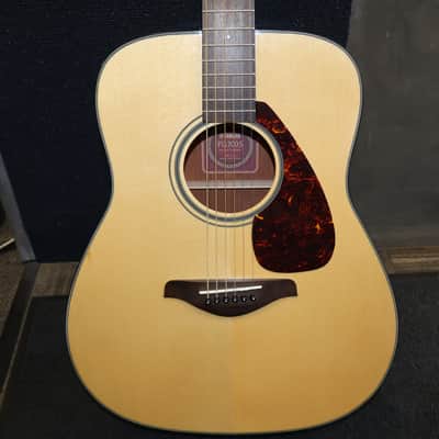Yamaha FG700S Dreadnought Acoustic Guitar, Natural, 6-String image 8