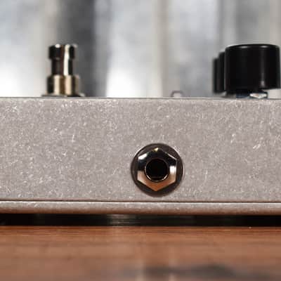 Electro-Harmonix EHX Stereo Electric Mistress Flanger Chorus Guitar Effect Pedal image 4