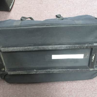 Gator 15" Eon G2 speaker bag with wheels used image 3