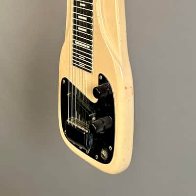 Fender Champ Lap Steel 1956 - Desert Fawn image 8
