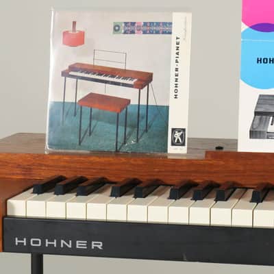 Hohner Pianet L electro-mechanical piano with built-in speakers + legs + documentation (serviced) image 6