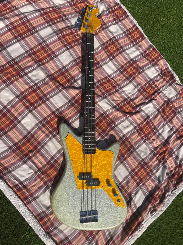 Los Straitjackets ed. DiPinto Galaxie Bass 2010s - Silver Sparkle with Gold Pearl Pickguard image 1