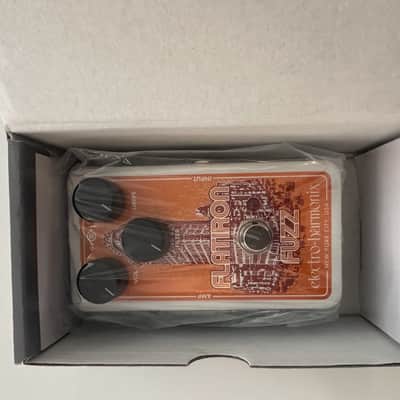 Electro-Harmonix Flatiron Fuzz Analogue Fuzz Effects Pedal image 1