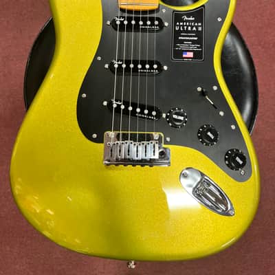 Fender American Ultra II Stratocaster with Maple Fretboard 2024 - Present ***in store demo - Solar Flare image 4