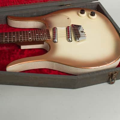 Danelectro  Longhorn Guitarlin Model 4123 Semi-Hollow Body Electric Guitar (1965), ser. #1025 image 12