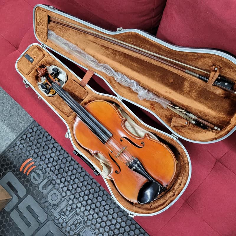 Rudolf Buchner Model 521 15.5 inch Viola with case 1964 - Natural image 1