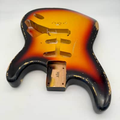 MJT Stratocaster Body Alder Relic Nitro 3-Tone Sunburst mjt6663 image 4