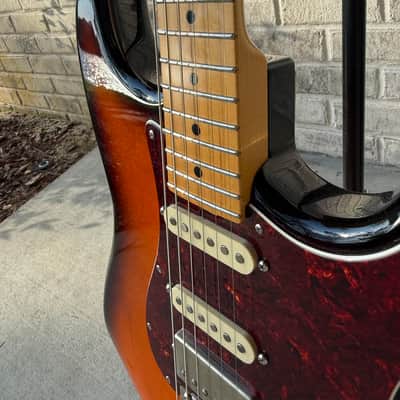 Tuttle Custom Classic S - 2-Tone Burst Nitro - HSS image 3