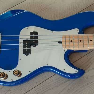 Seiwa Ibanez Fujigen Rockman Phil Lynnot 1980s Blue Mirror image 23