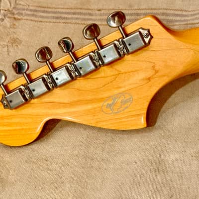 Fender MIJ Bass VI 1993 - Sunburst image 18