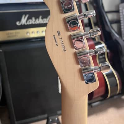 Fender Highway One Telecaster with Rosewood Fretboard 2003 - 2005 - 3-Color Sunburst image 8