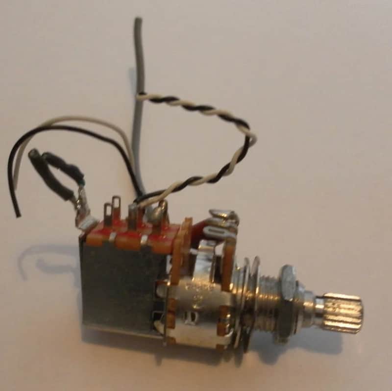 Peaveyde selector switch/volume 2017 - Natural Peavey Peavey AT-200 Auto Tune Self-Tuning Electric Guitar tuning button 2016 - Natural image 1