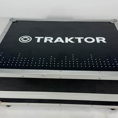 Native Instruments Kontrol S4 ( MK1 ) DJ Controller W/ Flight Case 2010s - Black image 12