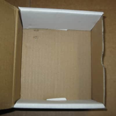 lightly handled Electro Harmonix EMPTY CARDBOARD BOX, print-out copy Owner's Manual, & bubble wrap ONLY for FREEZE Sound Retainer (NO pedal, NO power supply, NO warranty / registration paperwork) 2010s (specifically from 2014) image 21