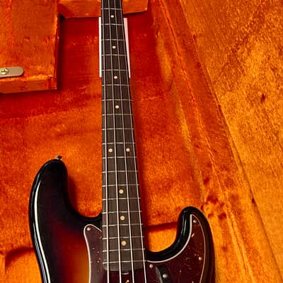 Fender James Jamerson 1962 Precision Bass, Rosewood Fingerboard, 3-Tone Sunburst 2026 image 7