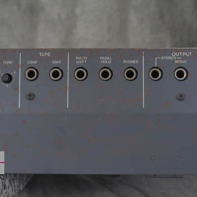 Roland JUNO-106 Programmable Polyphonic Synthesizer in Good condition image 19