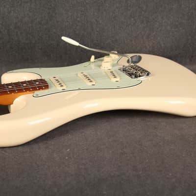 Fender Vintera 60s Stratocaster Modified - Olympic White - 2nd Hand (169820) image 14