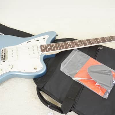 Fender FSR MIJ Traditional 60s Jazzmaster Ice Blue Metallic Matching Headstock KI-26 image 11