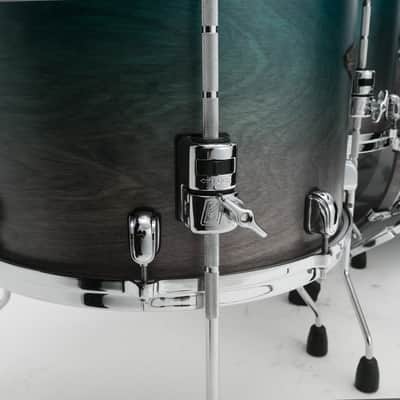 Tama WBSF14A-SPF Starclassic Walnut/Birch Lacquer Floor Tom 14 - Satin Sapphire Fade image 3