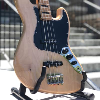 Squier Classic Vibe 70's Jazz Bass Guitar  Natural image 2