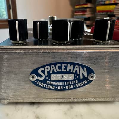Spaceman WOW Signal Alien Fuzz Communicator 2010s - Silver Edition image 2