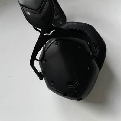 V-Moda Crossfade Wireless Original Gunmetal with XL Cushion image 2