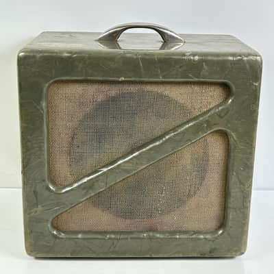 Vintage 1950's Magnatone Varsity M-197-3 Tube Combo Amplifier