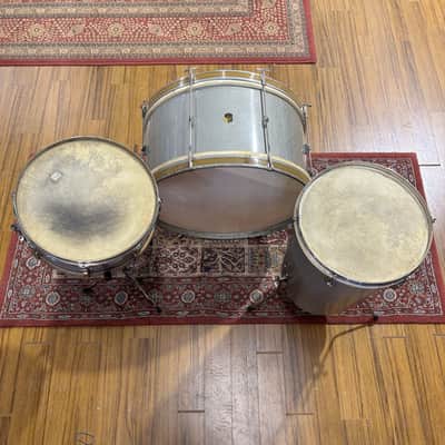 Leedy Combo Kit with Conga Tom in Antique Silver 1948 image 3
