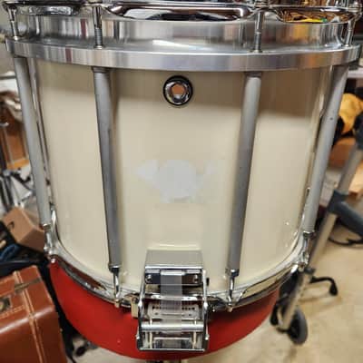 Pearl Free floating Marching Snare image 6