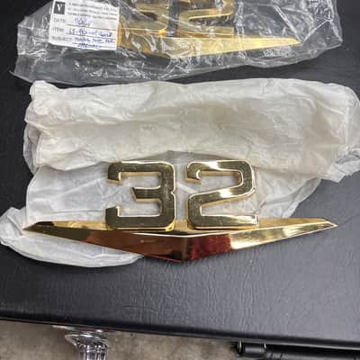 Crate Palomino V32 prototype emblem and 1st run emeblem image 3