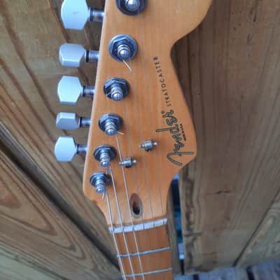 1996 Fender US Lonestar Stratocaster w/locking Sperzels image 8