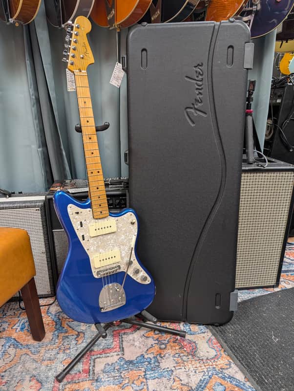 Fender American Ultra Jazzmaster with Maple Fretboard 2019 - Present - Cobra Blue