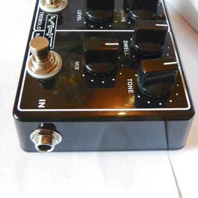 VHT Melo-Verb Meloverb Tremelo + Reverb Pedal w/ FREE AC ADAPTER  AV-MV1 NIB image 5