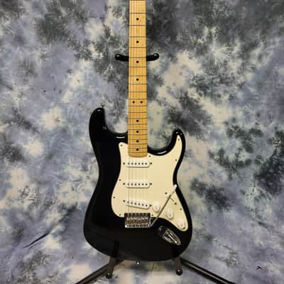 2008 Made in Mexico Fender Stratocaster Black Maple Pro Setup New Strings New Deluxe Fender Gigbag image 1